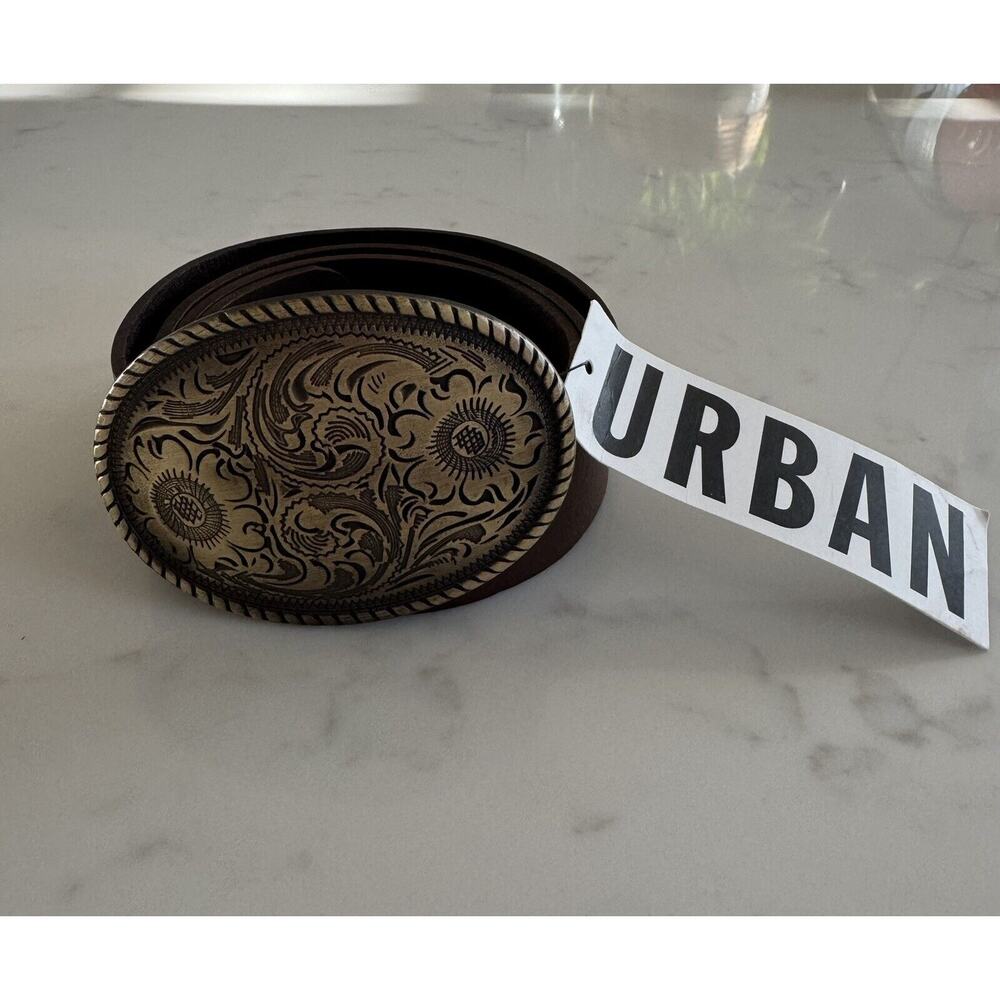 Urban Outfitters Pax Plate Buckle Leather Belt NWT - Picture 3 of 7
